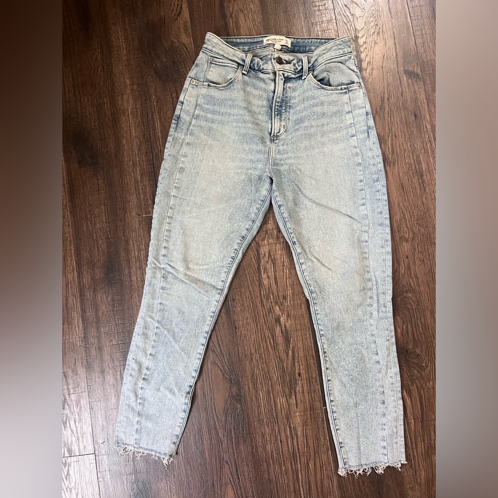 Abercrombie & Fitch Super Skinny Ankle High Rise